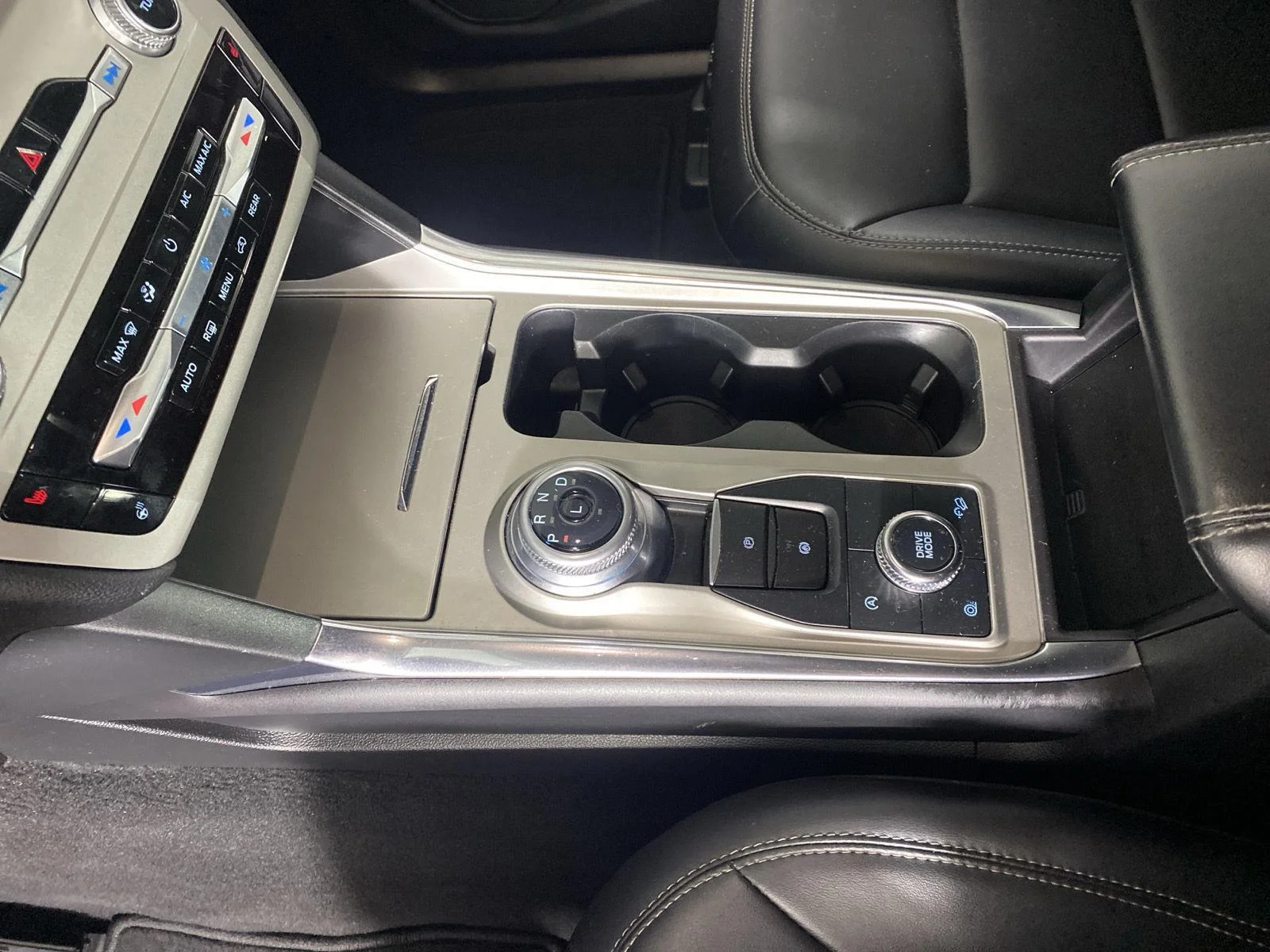 Used 2023 Agate Black Ford XLT image 24