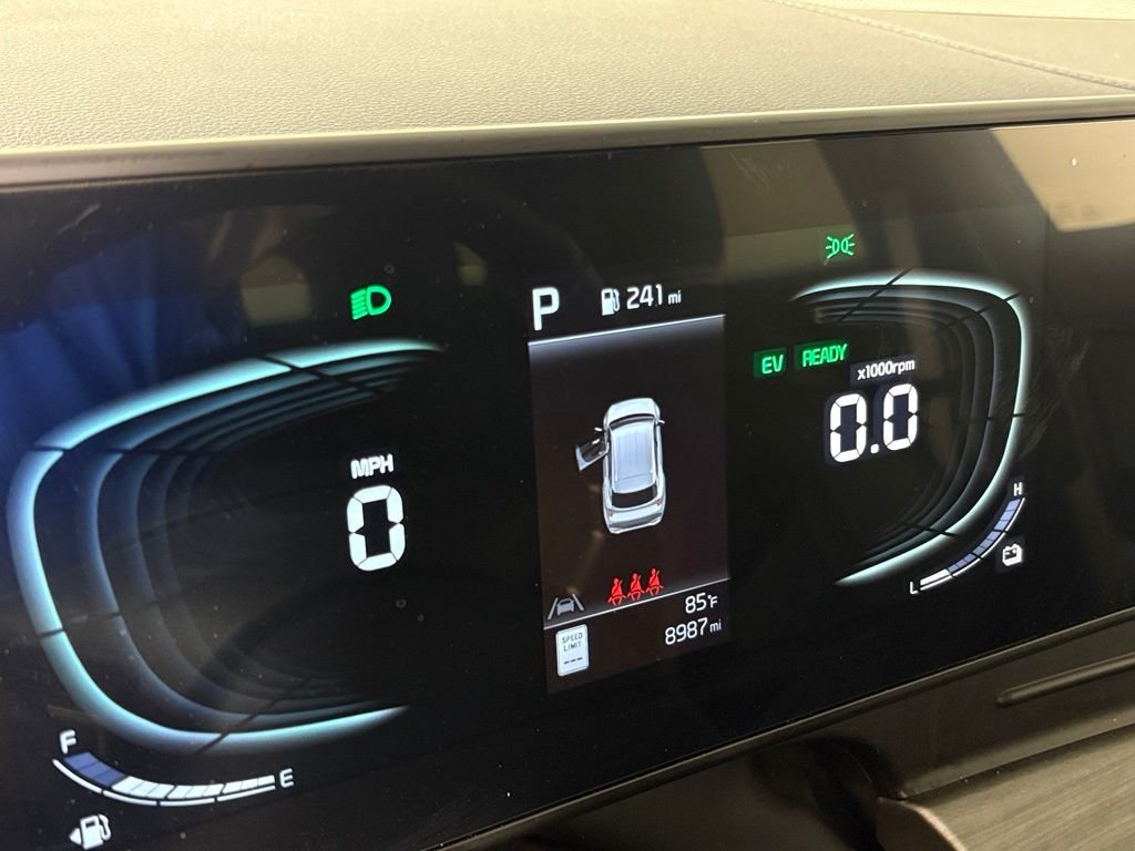 Used 2024 Blue Kia X-Line image 23