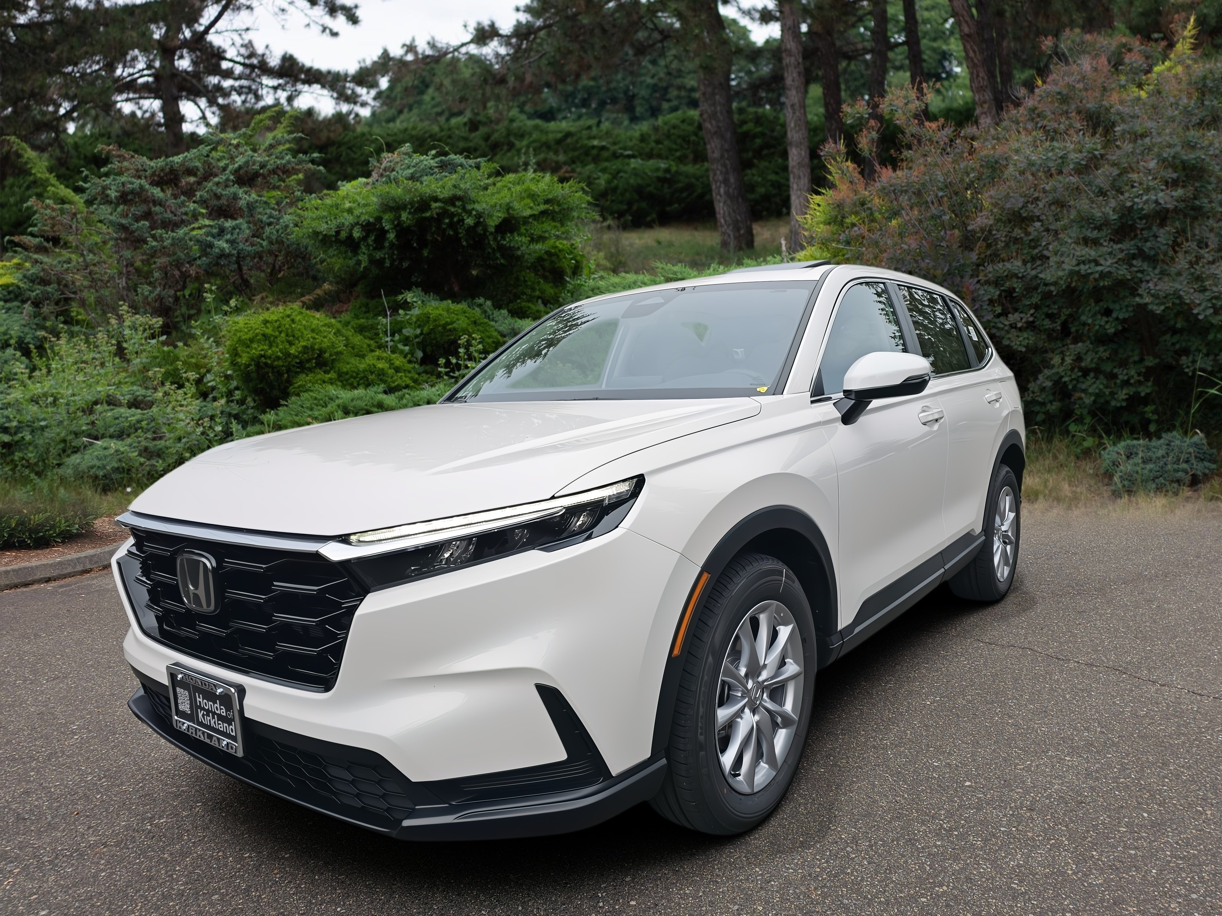 New 2026 Platinum White Pearl Honda EX image 3
