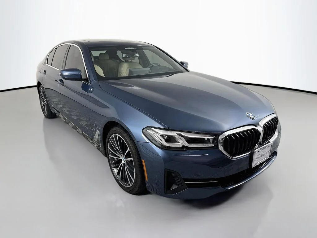 Used 2023 Blue Metallic BMW 540i xDrive image 7