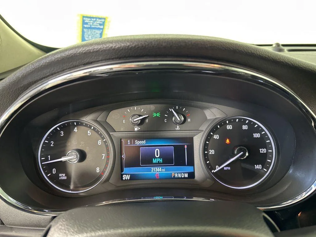 Used 2020 Azure Buick Preferred image 4