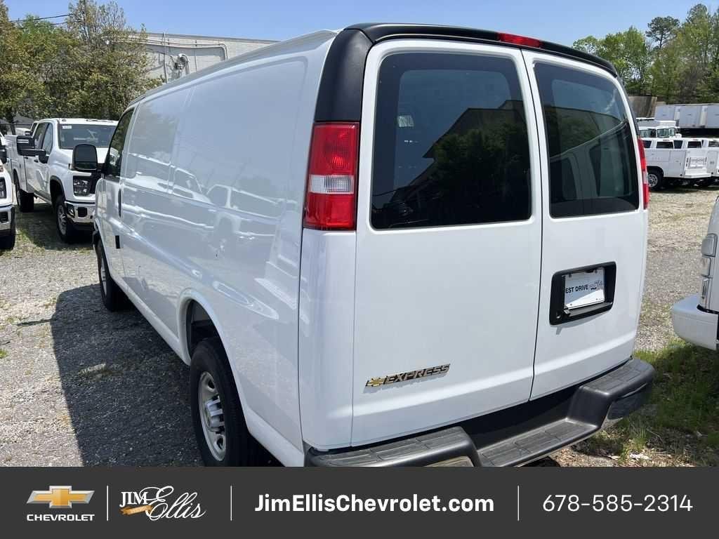 2025 Chevrolet Express Cargo Work Van - Photo 5
