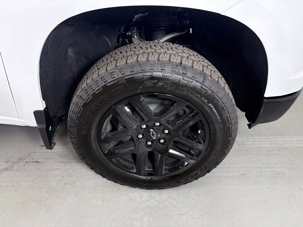 New 2026 Summit White Chevrolet LT Trail Boss image 12