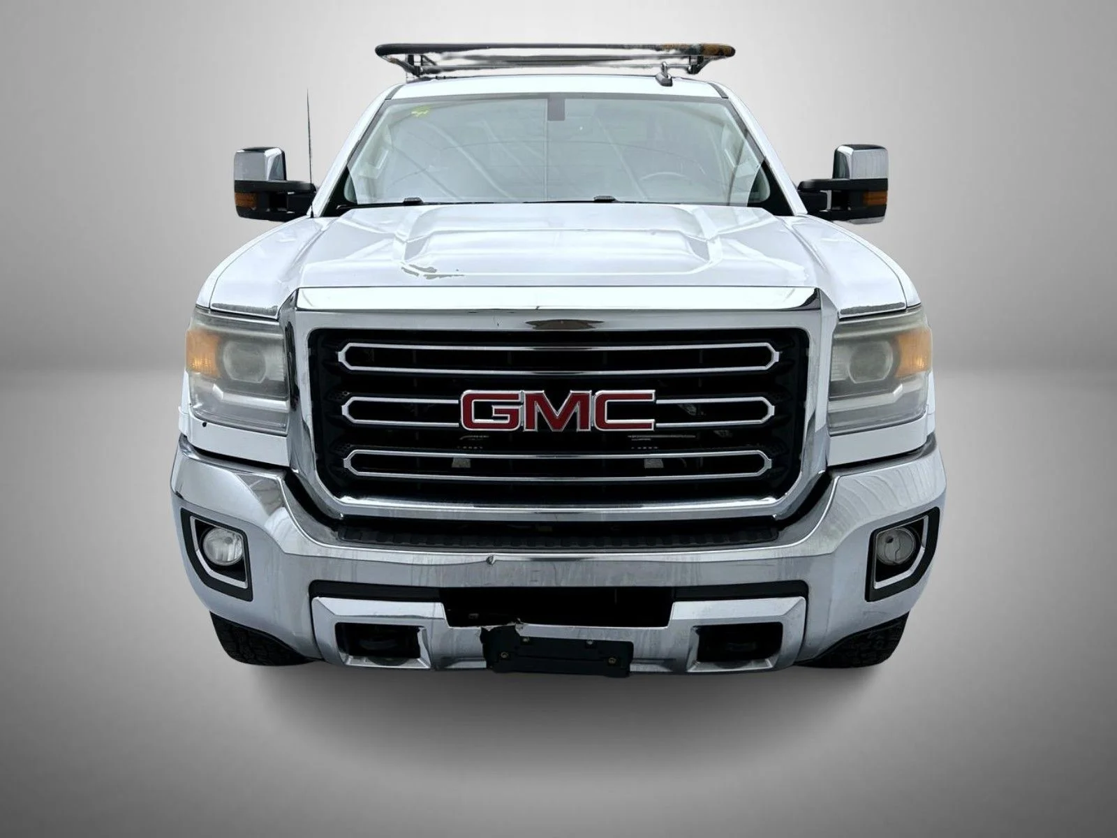 Used 2016 White GMC SLT image 2