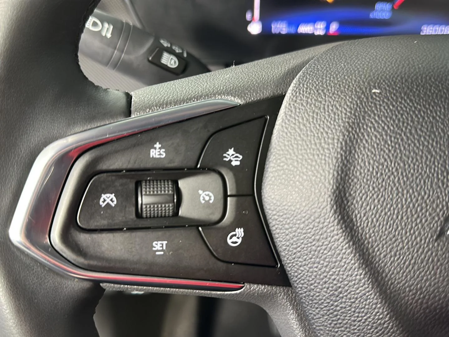 Used 2024 Fountain Blue Chevrolet LT image 9