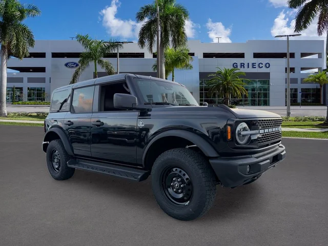 2026 Ford Bronco Outer Banks®