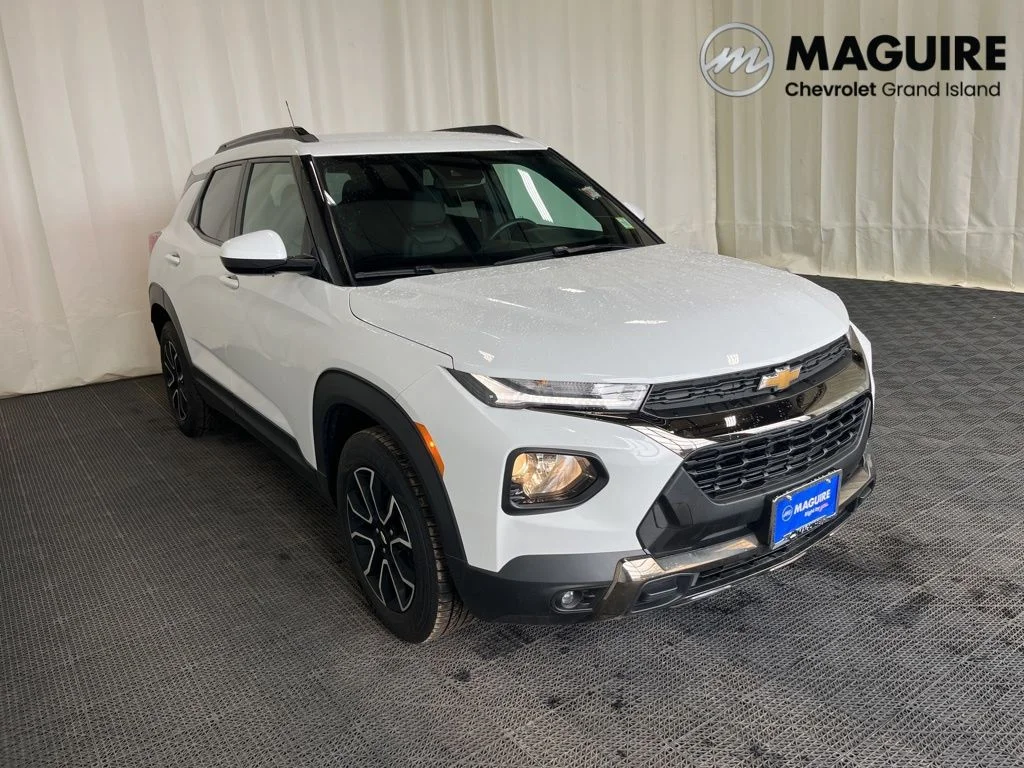 Used 2023 White Chevrolet ACTIV image 29