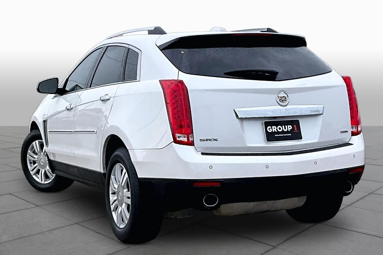 Used 2016 Platinum Ice Tricoat Cadillac Luxury Collection image 12