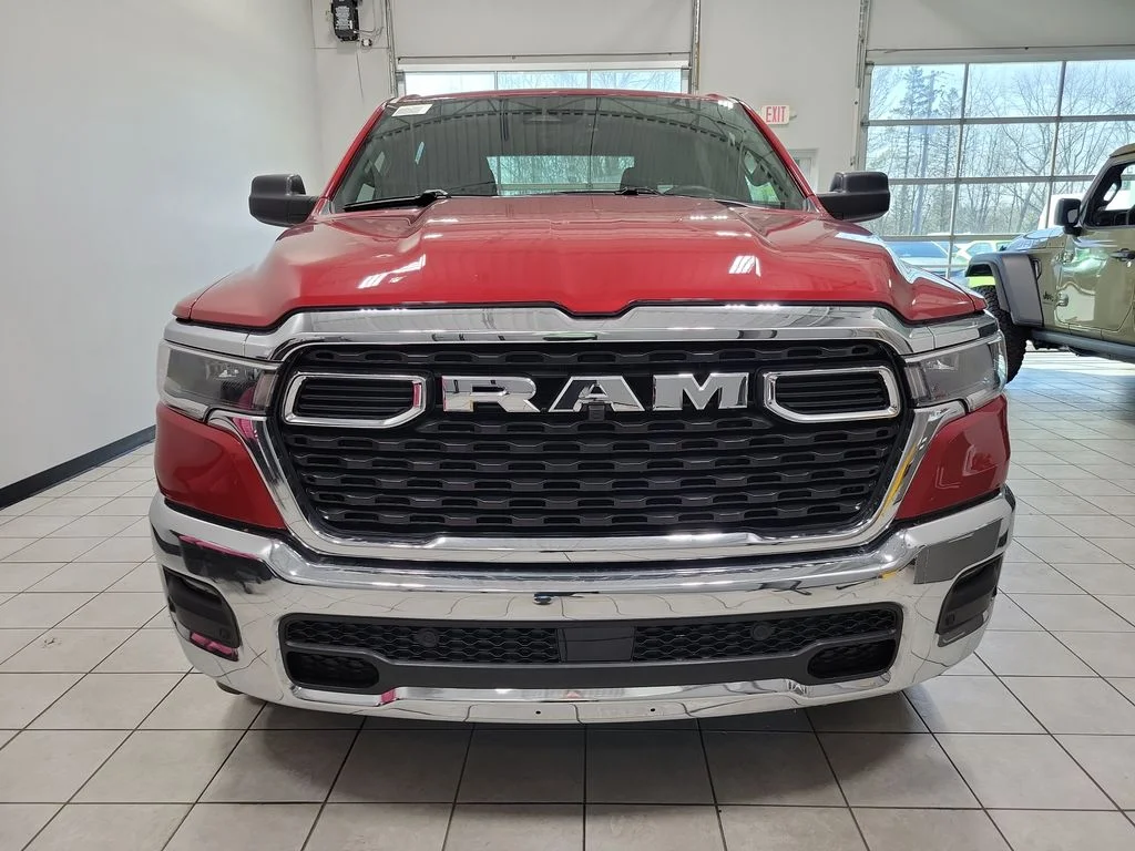New 2026 Molten Red Pearl-Coat Exterior Paint RAM Big Horn/Lone Star image 2