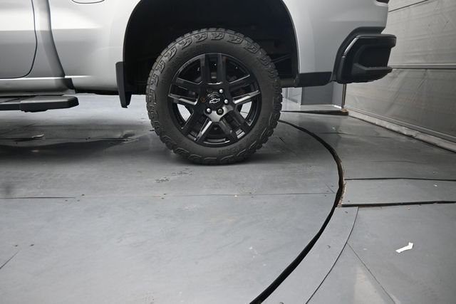 Used 2021 Silver Chevrolet LT Trail Boss image 13