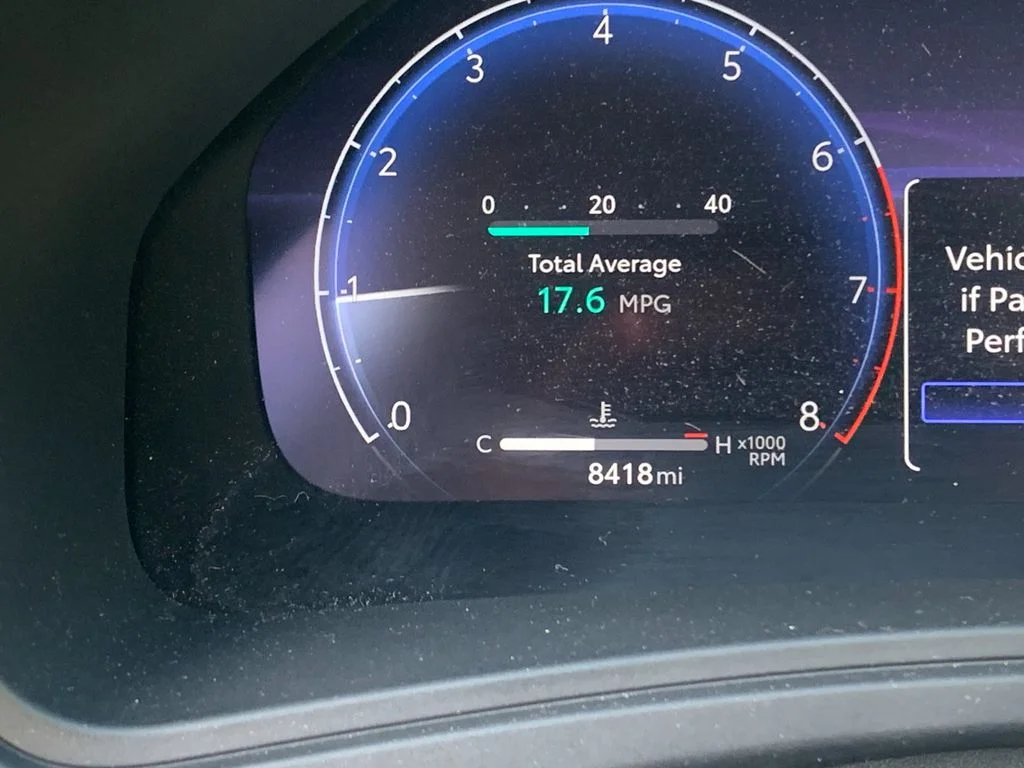 Used 2025  Toyota Platinum image 33