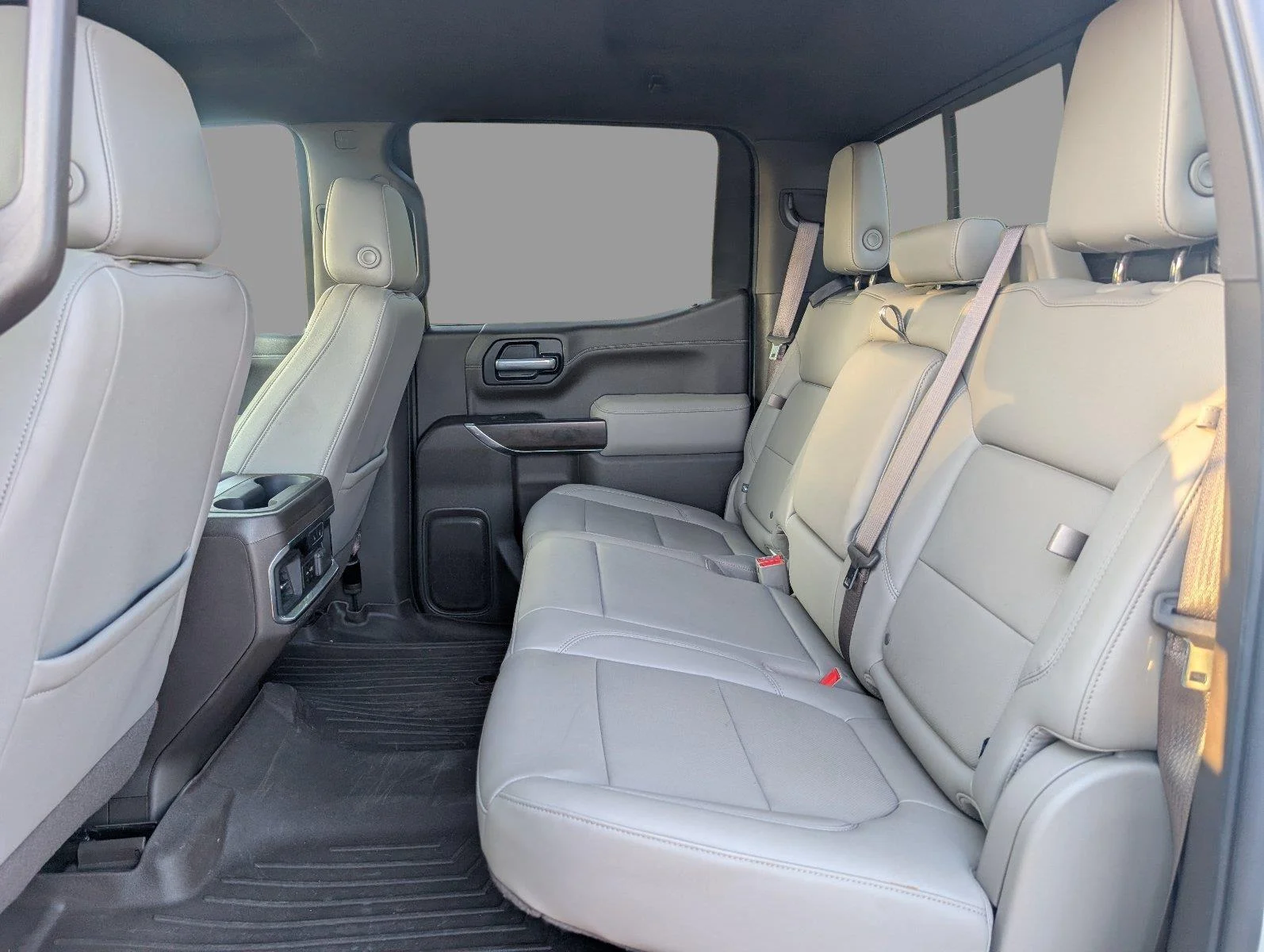 Used 2021 SUMMIT WHITE GMC SLT image 36