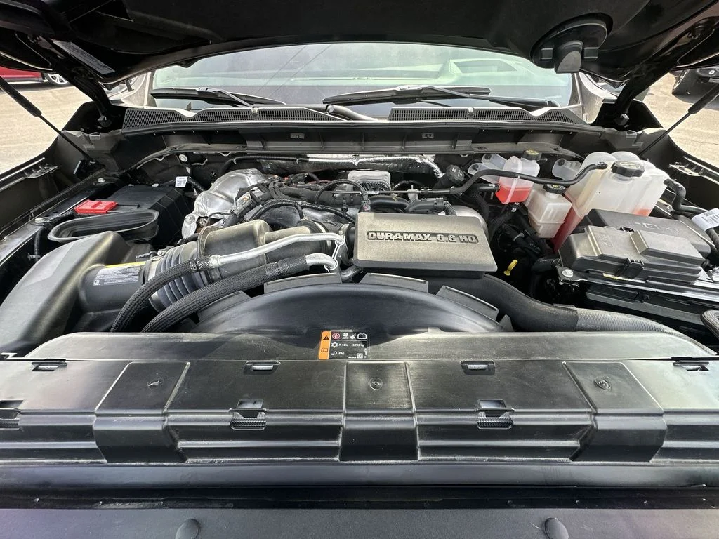 Used 2025 Black GMC Denali Ultimate image 26