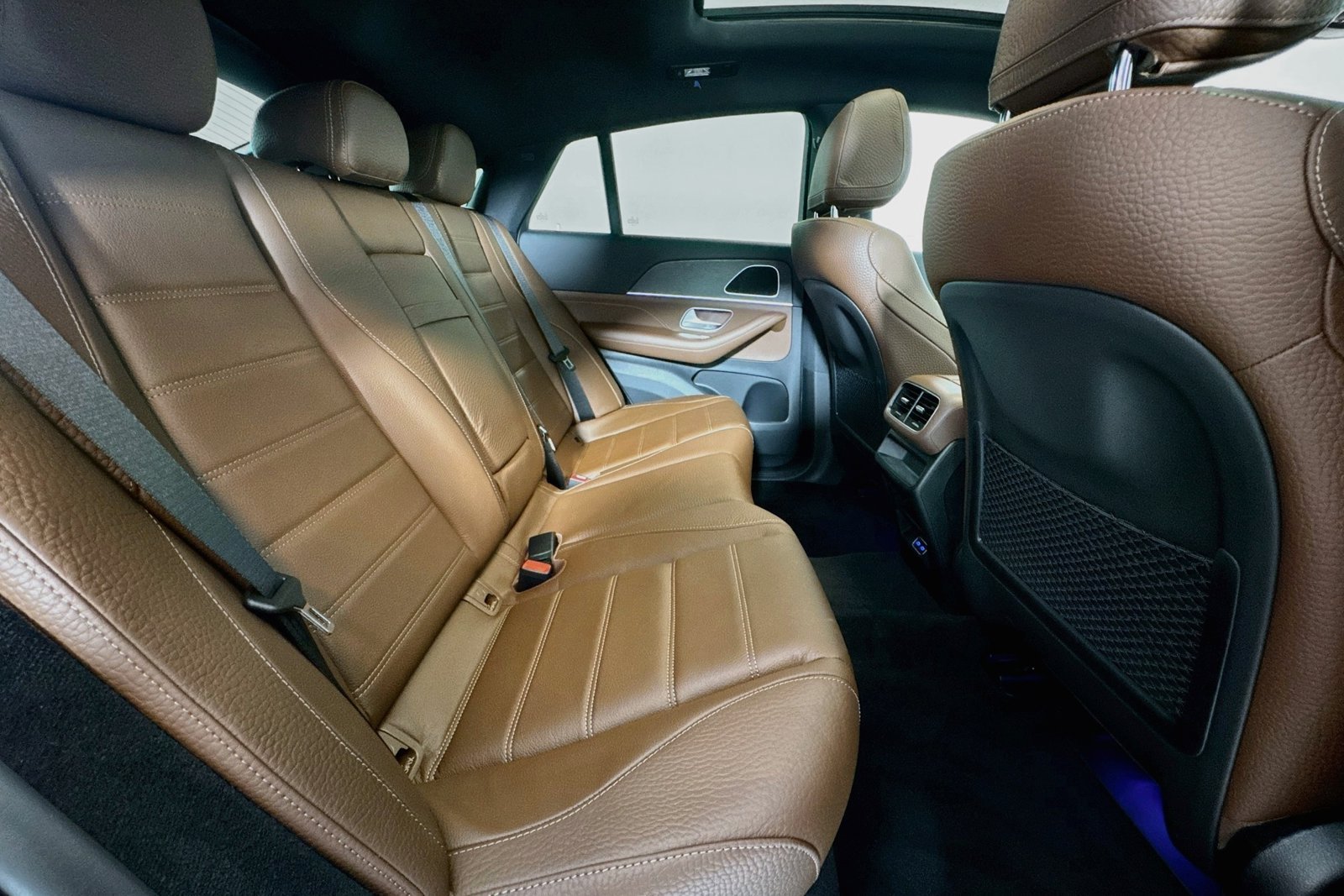 New 2026 Obsidian Black Metallic Mercedes-Benz GLE 450 image 25