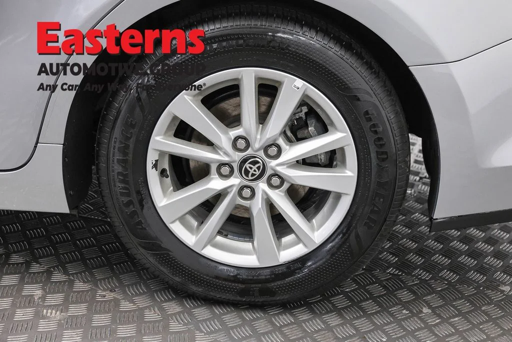 Used 2025 Silver Toyota LE image 34