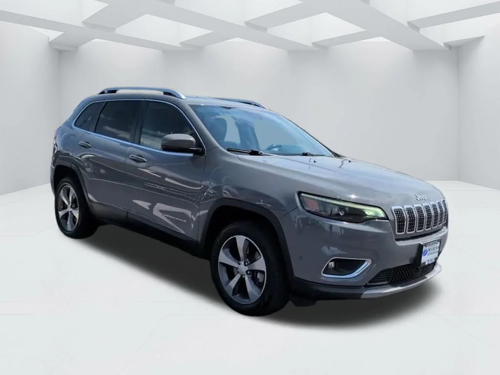 Used 2020 Gray Jeep Limited image 3