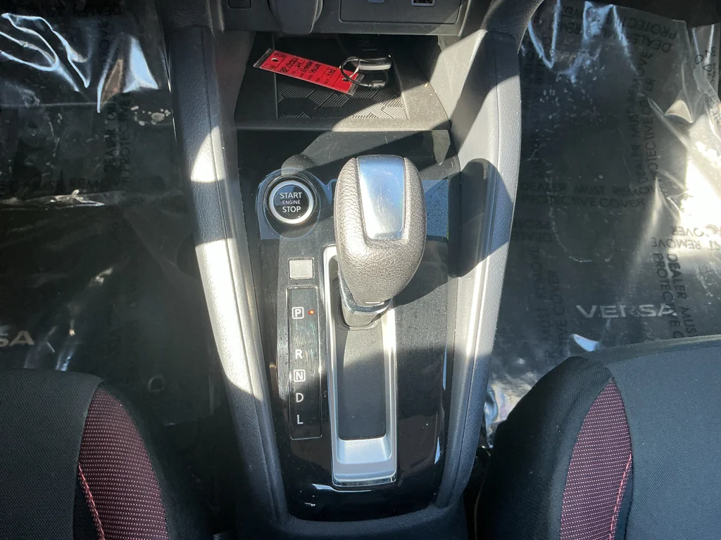 Used 2024 Scarlet Ember Tintcoat Nissan SR image 20