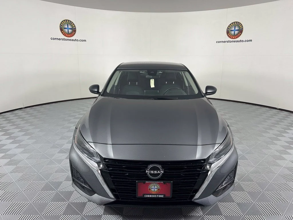 Used 2024 Gray Nissan 2.5 SV image 16