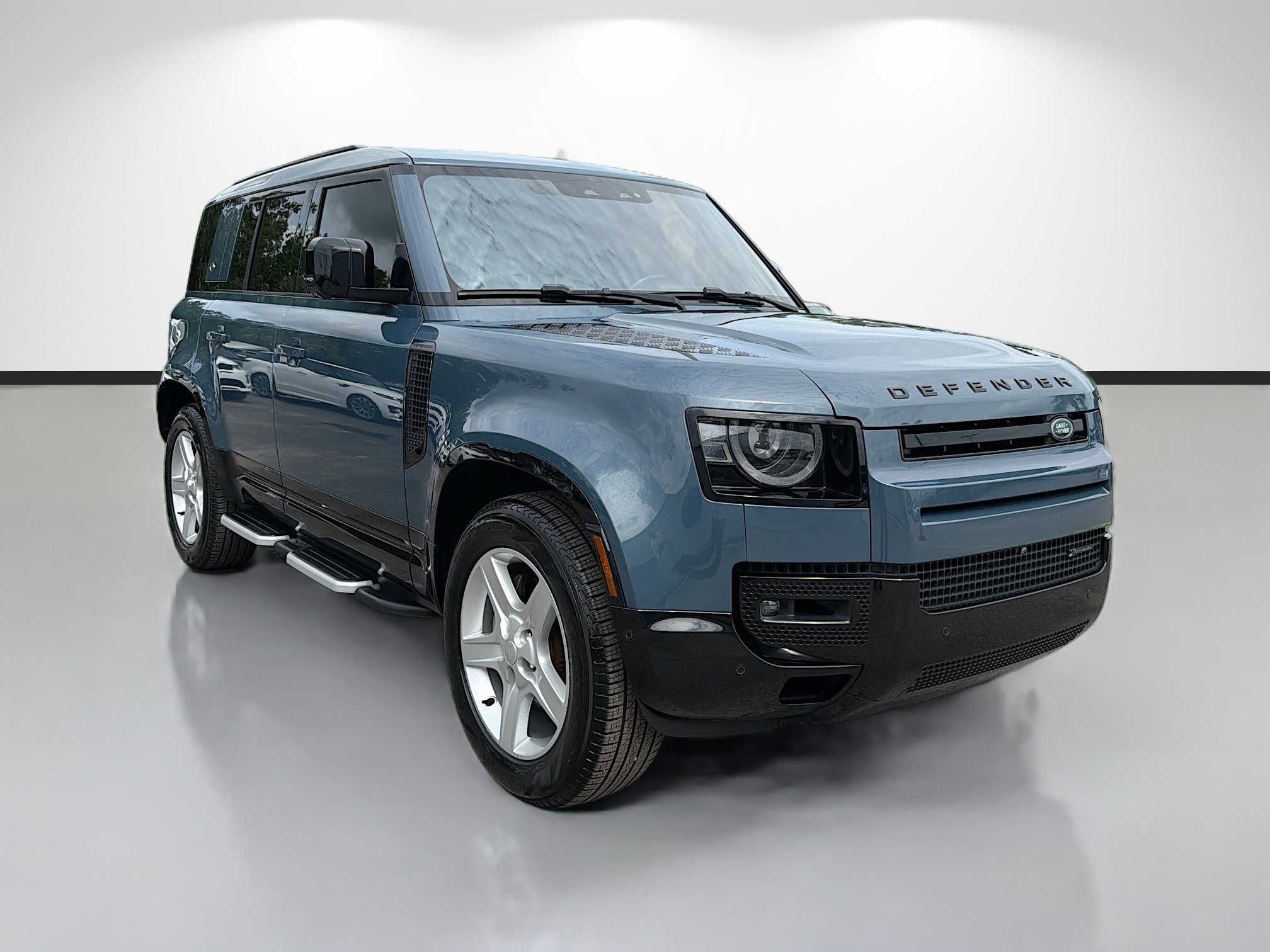 Certified Used 2022 Tasman Blue Metallic Land Rover X-Dynamic SE image 7