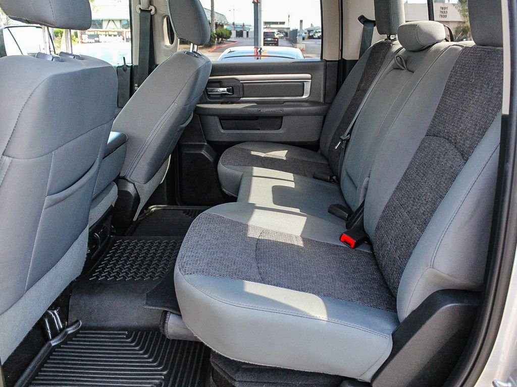 Used 2018 Silver Ram Big Horn image 19