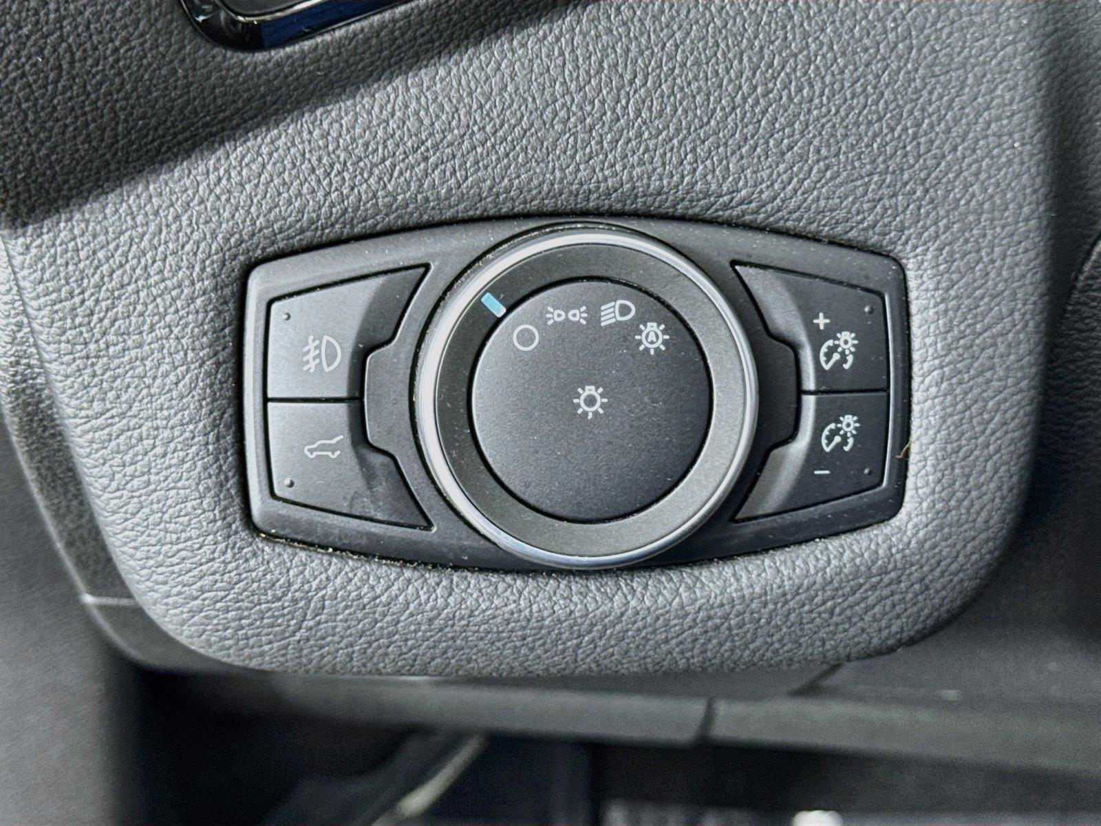 Used 2019 Magnetic Ford Titanium image 10