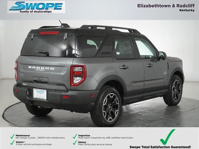 New 2025 Carbonized Gray Metallic Ford Outer Banks® image 37