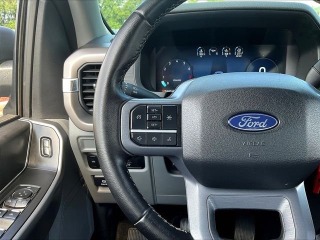 Used 2025 Black Ford XLT image 14