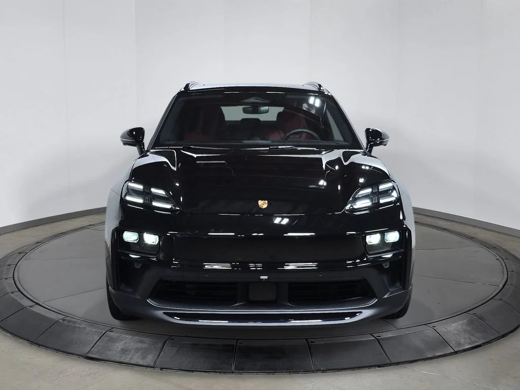 2026 Porsche Macan GTS - Photo 10