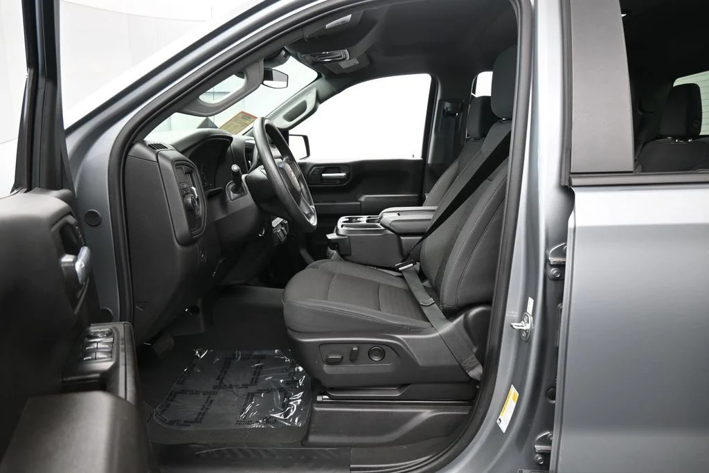 Used 2025 Sterling Gray Metallic Chevrolet Custom image 11