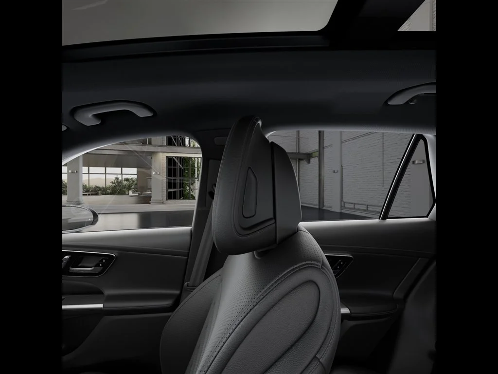 New 2026 Black Mercedes-Benz GLC 300 image 92