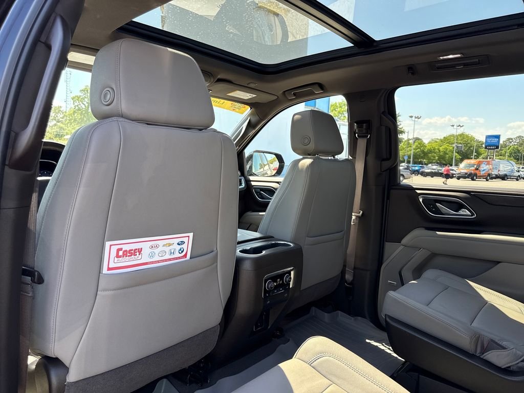 Used 2024 Blue Chevrolet Z71 image 20
