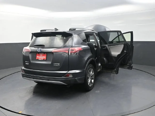 Used 2018 Gray Toyota Limited image 44