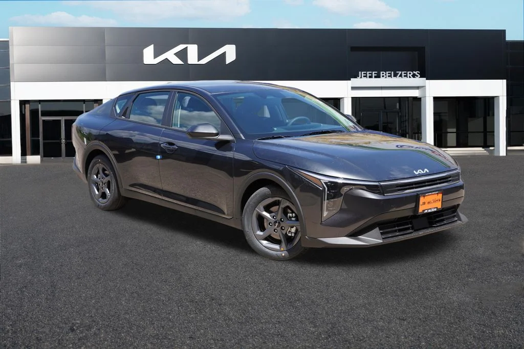 2026 Kia K4 LXS AT's photo