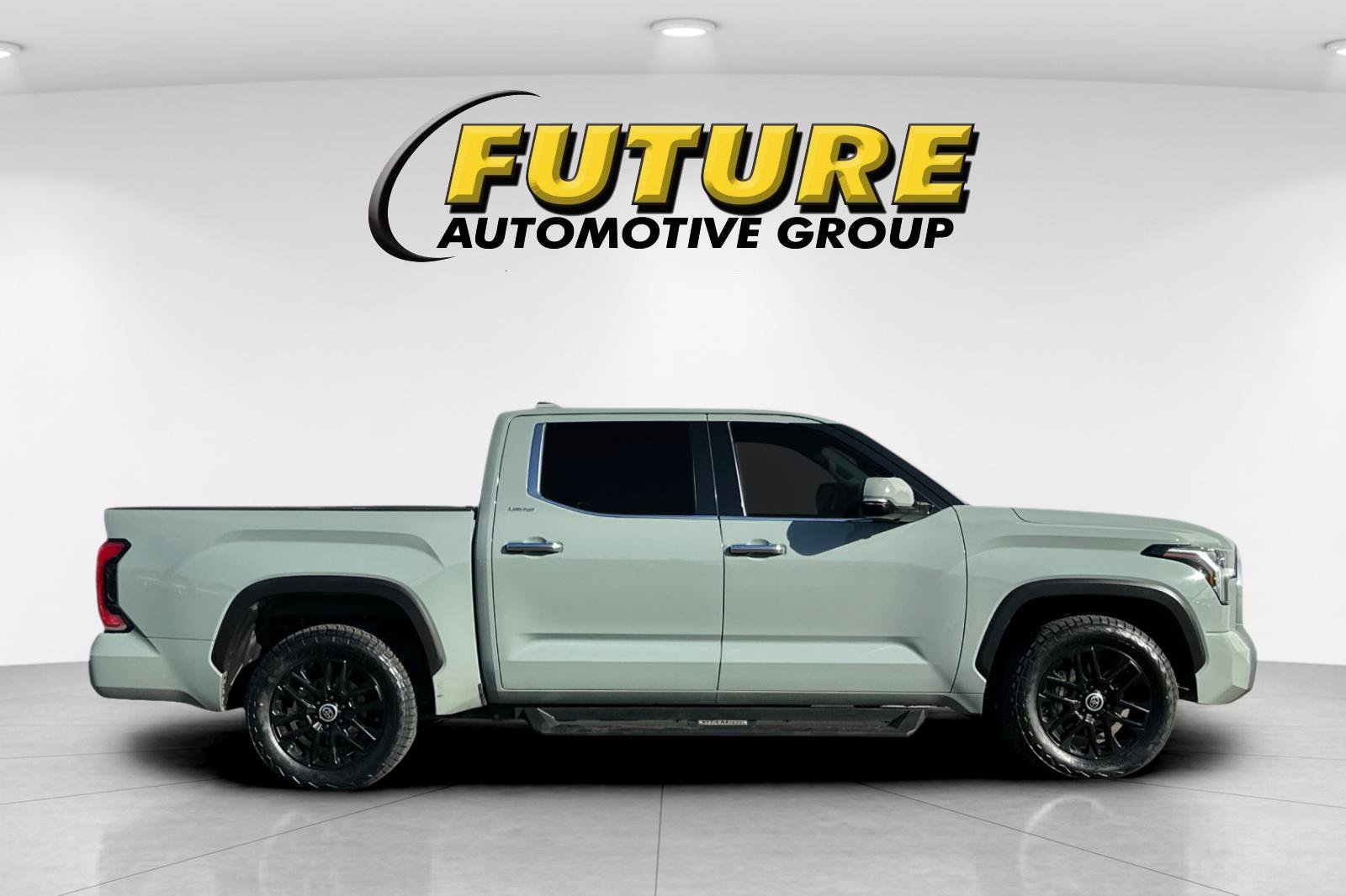 Used 2022 Gray Toyota Limited image 2