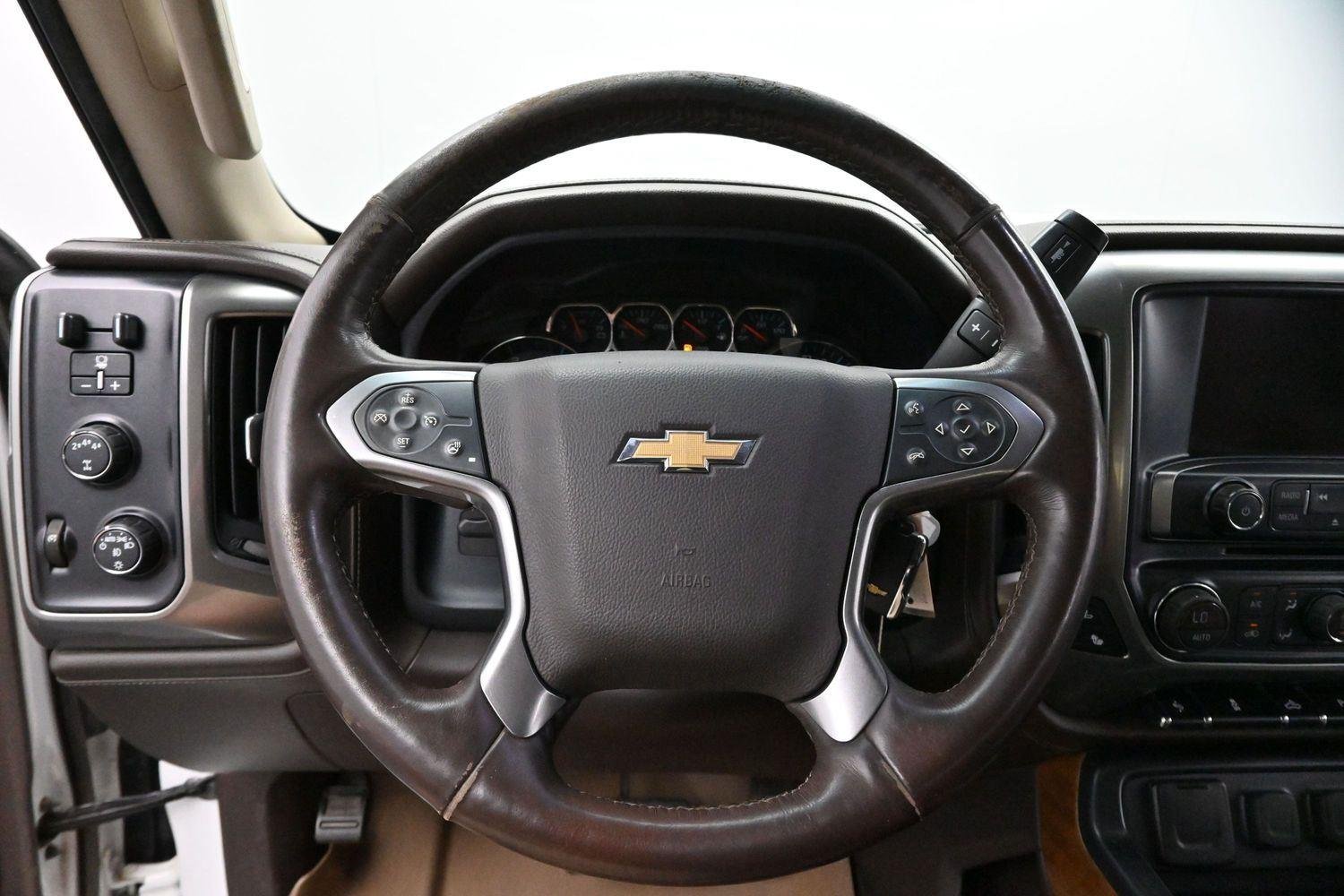Used 2018 SUMMIT WHITE Chevrolet LTZ image 14
