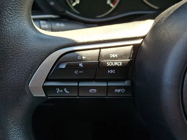 Used 2024 White Mazda 2.5 S image 19