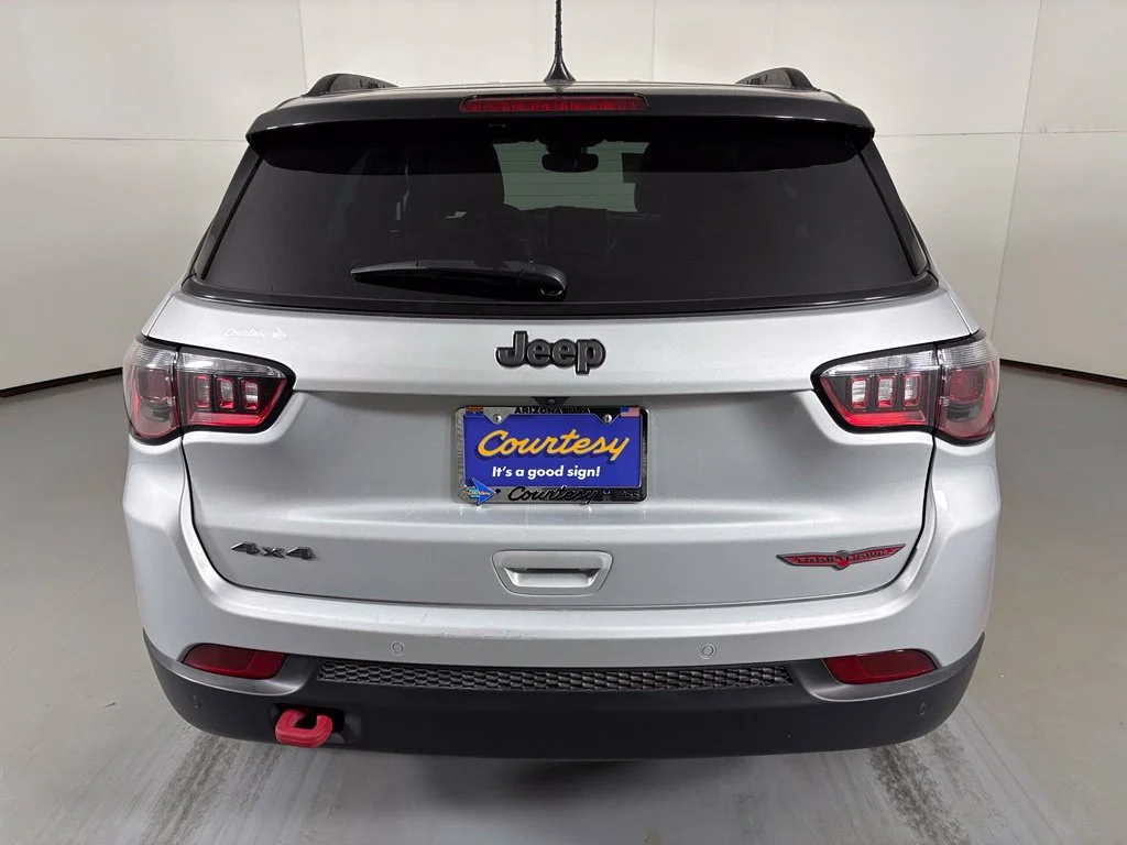 Used 2025 Silver Jeep Trailhawk image 7