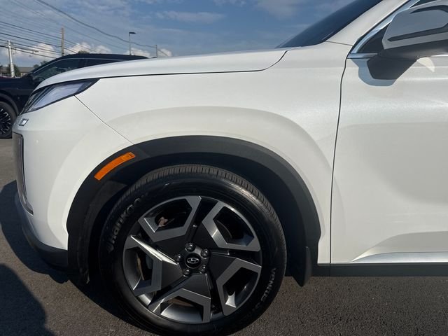 Certified Used 2025 White Hyundai SEL Premium image 10