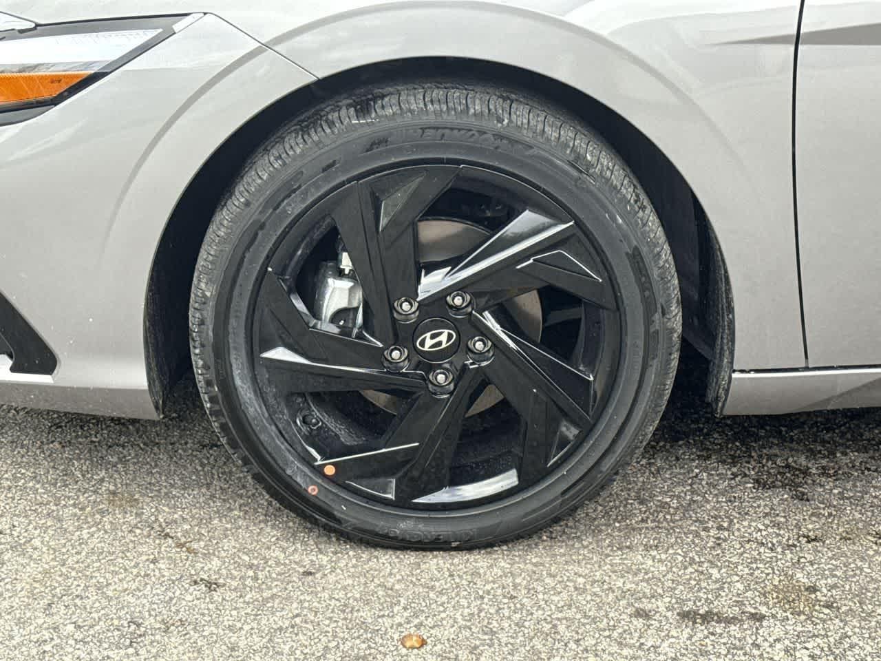 New 2026 Fluid Metal Hyundai SEL Sport Premium image 40