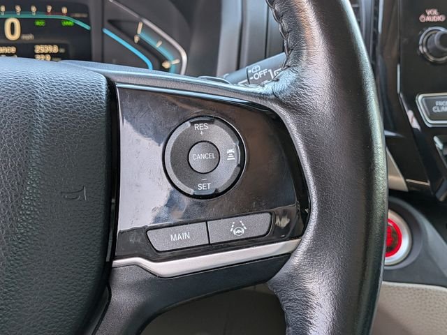 Used 2018 White Honda Touring image 29