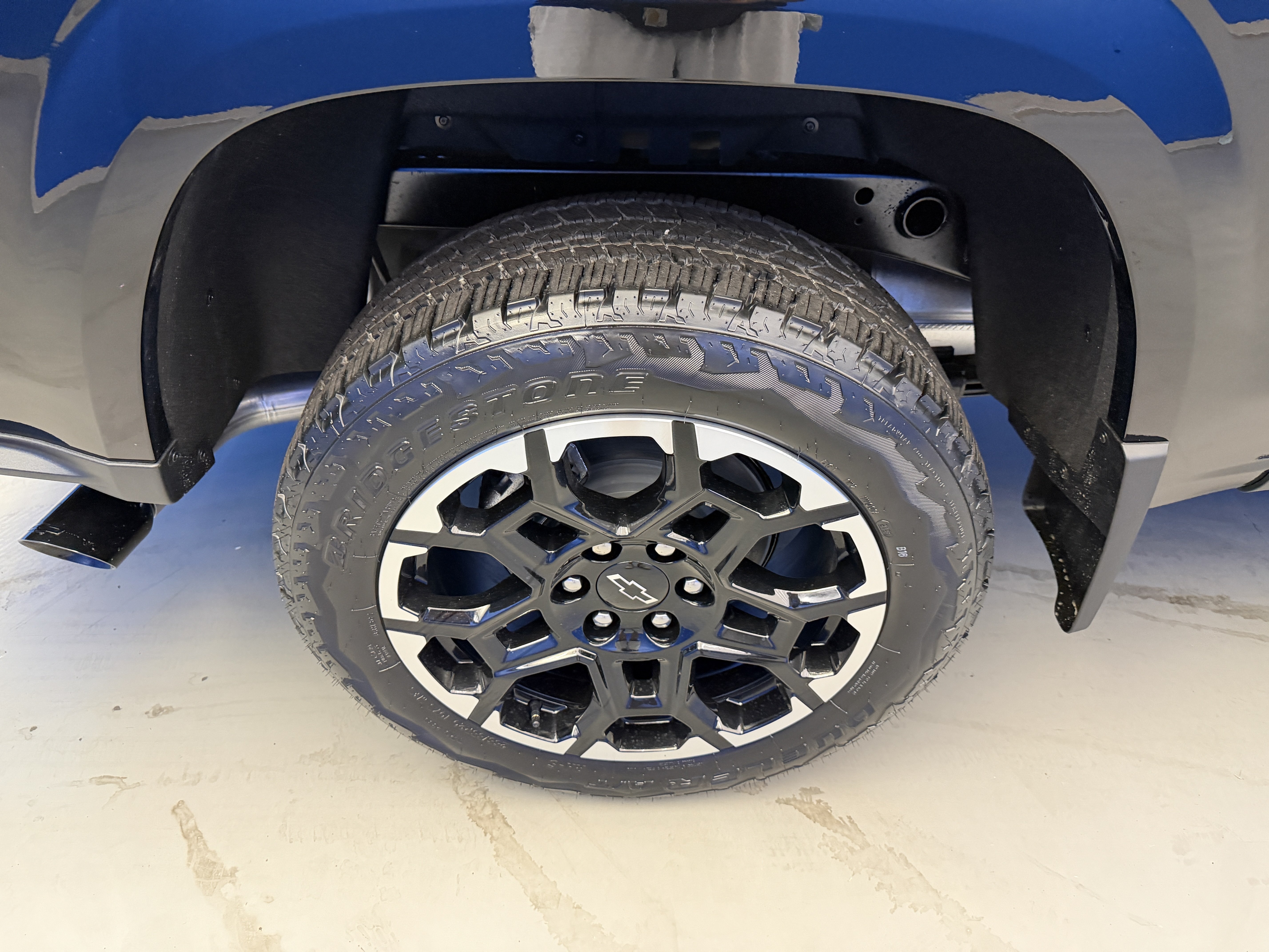 2026 Chevrolet Colorado Z71 - Photo 8