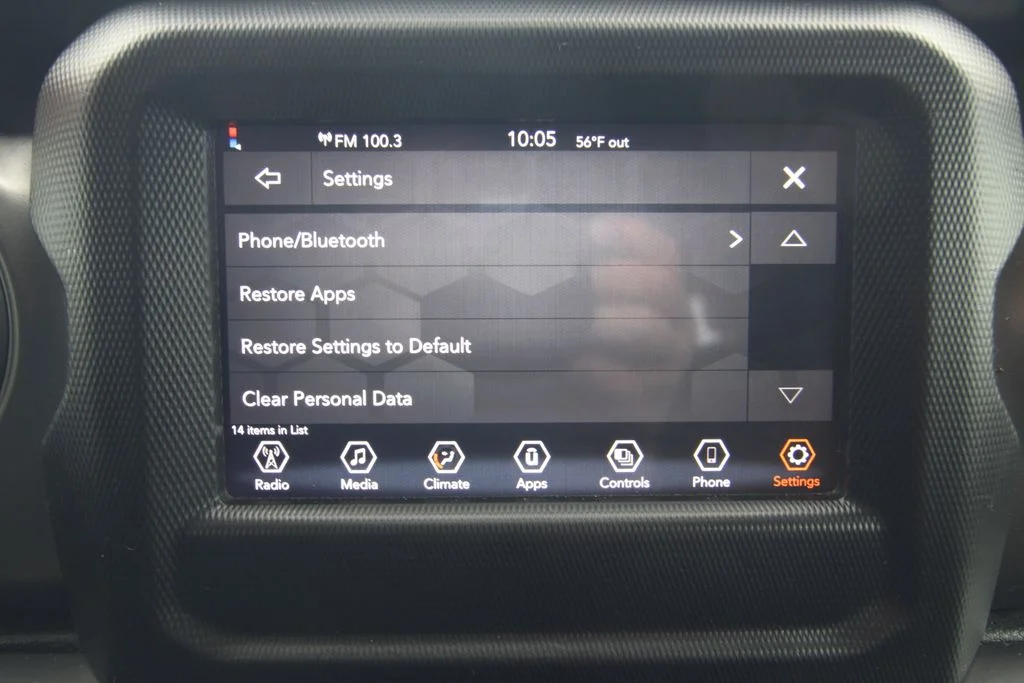 Used 2022 Green Jeep Sport image 35