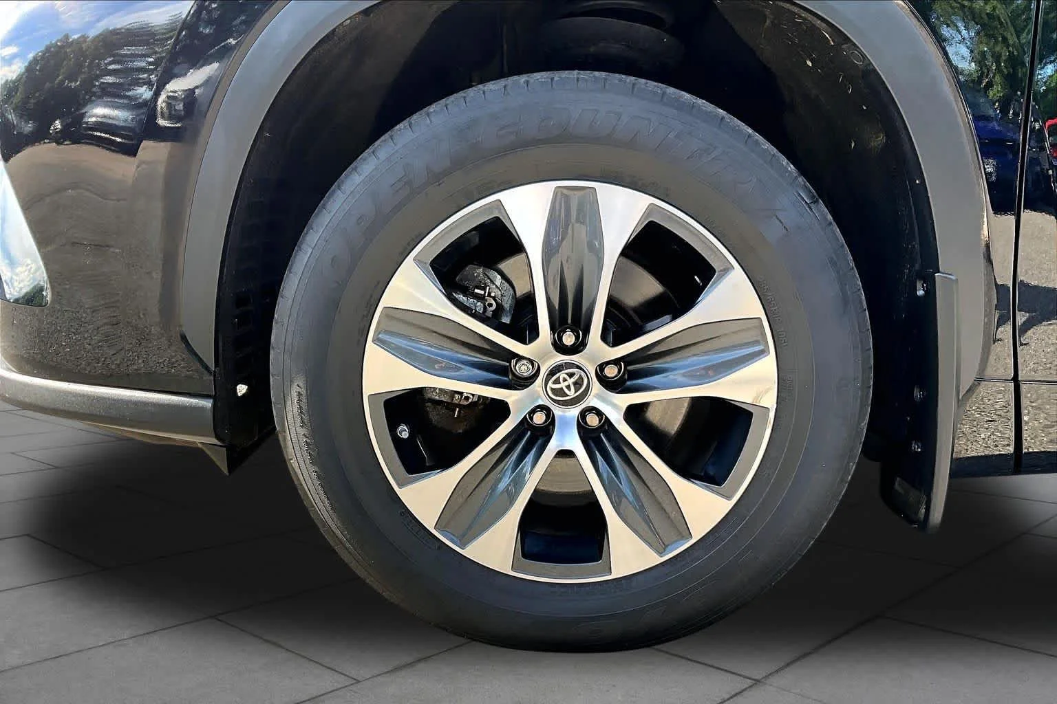 Used 2023 Midnight Black Metallic Toyota XLE image 11