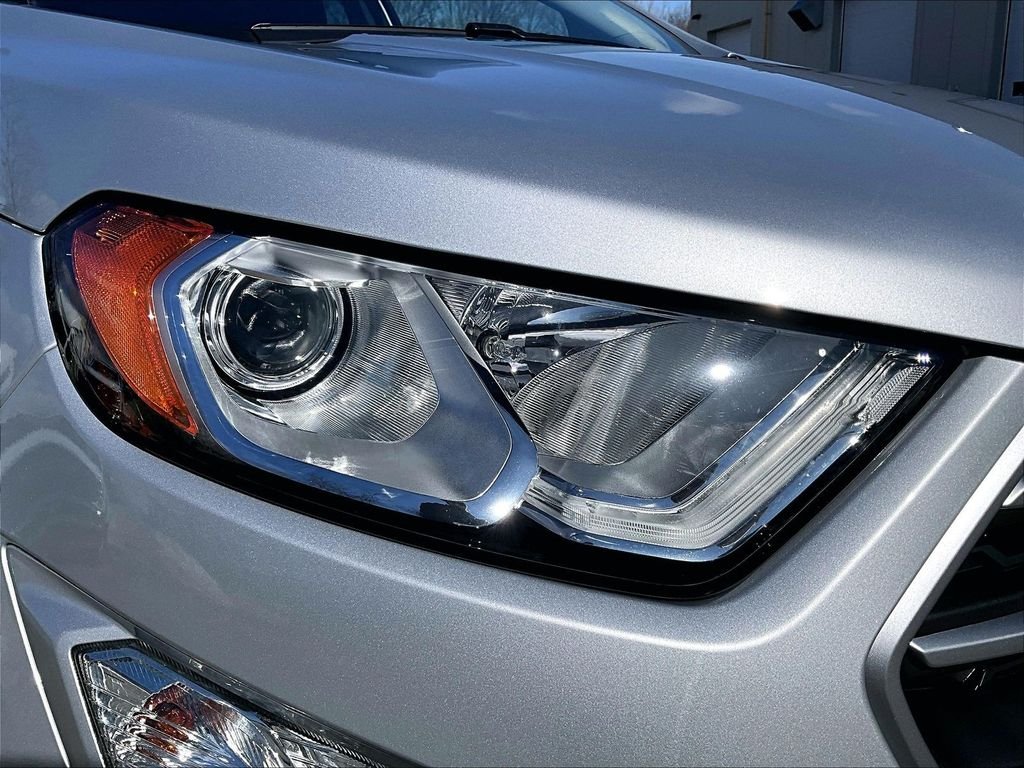 Used 2022 Silver Ford SE image 31