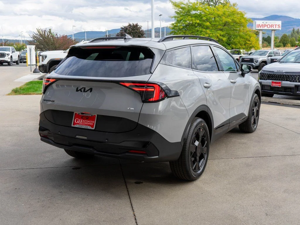 Used 2026 Gray Kia X-Line image 7