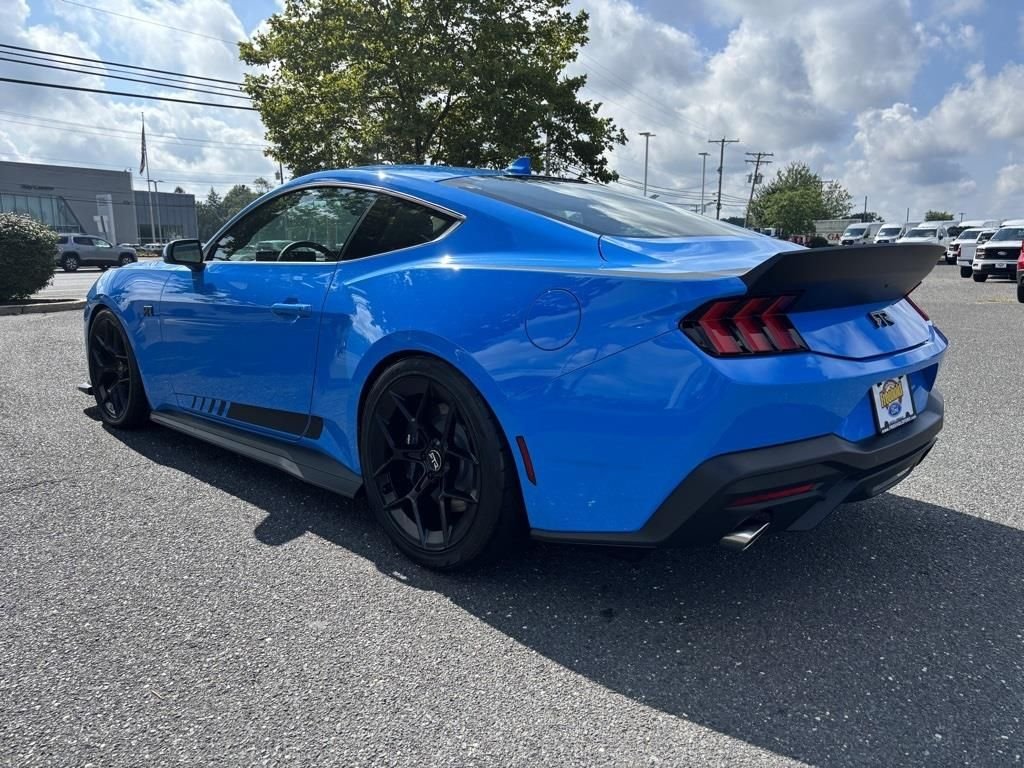 2025 Ford Mustang GT Fastback - Photo 6