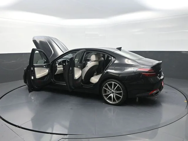 Used 2025 Black Genesis 2.5T image 43