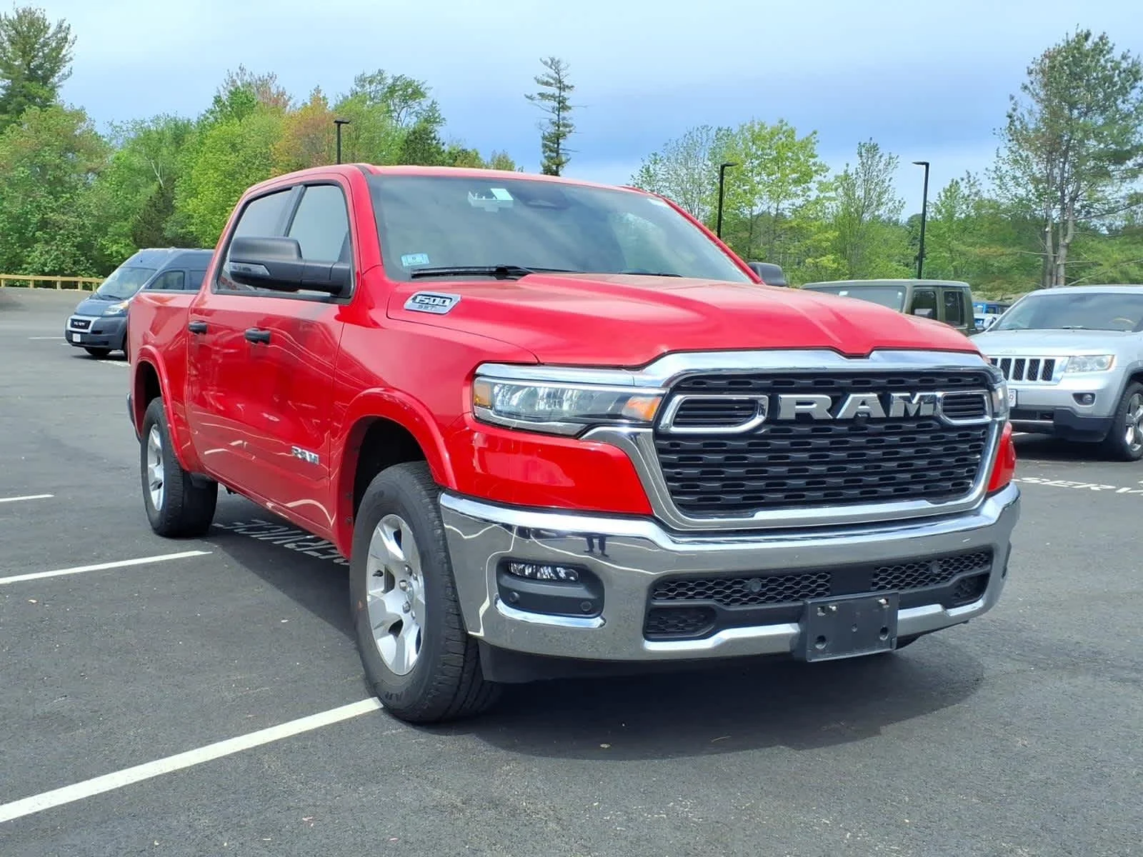 2025 RAM 1500 Big Horn/Lone Star 4x4 Crew Cab 5'7's photo