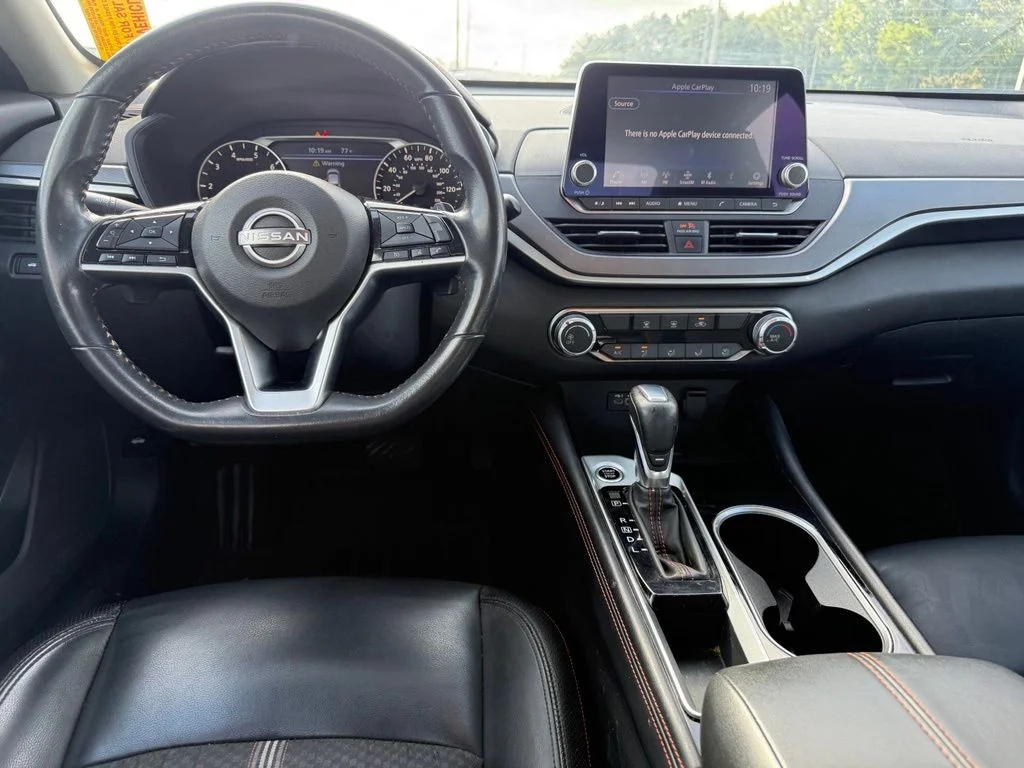 Used 2024 Black Nissan 2.5 SR image 9
