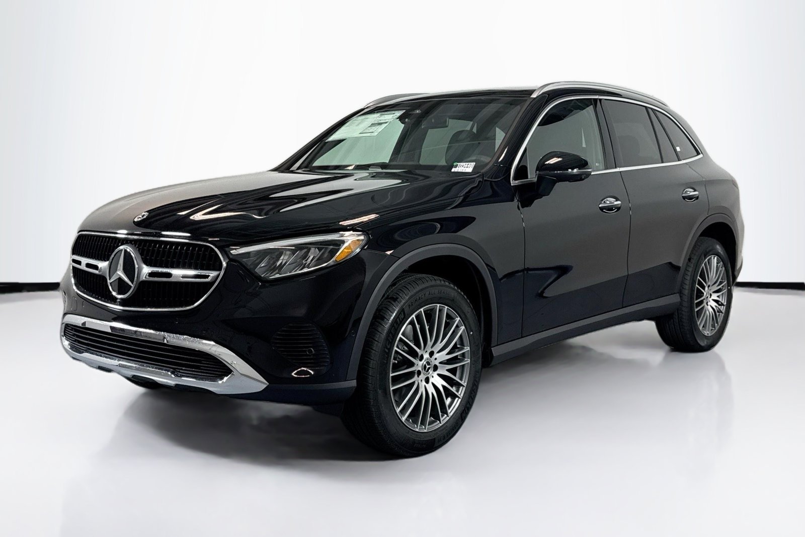 New 2026 Black Mercedes-Benz GLC 300 image 1